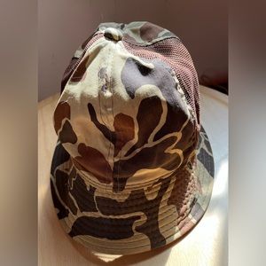 Camoflauge Camo Bucket Hat w/ 2 Vents Brown EUC Sz. Small